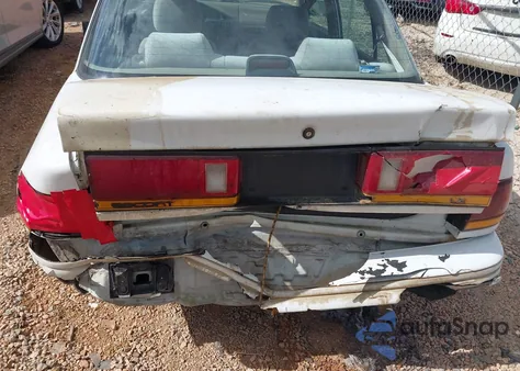 1995 Ford Escort Lx/Sport from USA, damaged, VIN 3FASP13J2SR124780